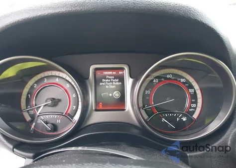 2019 Dodge Journey Crossroad z USA, uszkodzony, nr VIN 3C4PDCGG2KT763506